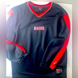 Men’s large Nike Portland Trail Blazers sweater
